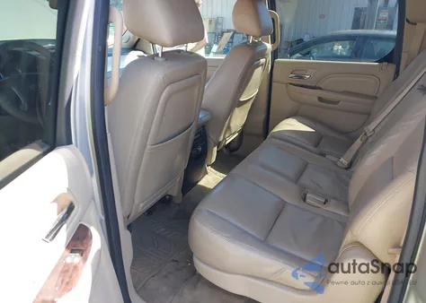 2011 Cadillac Escalade Esv Premium from USA, damaged, VIN 1GYS4JEFXBR194285